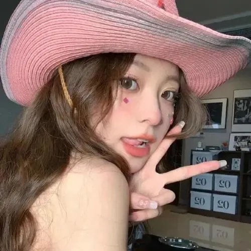 水中的女人